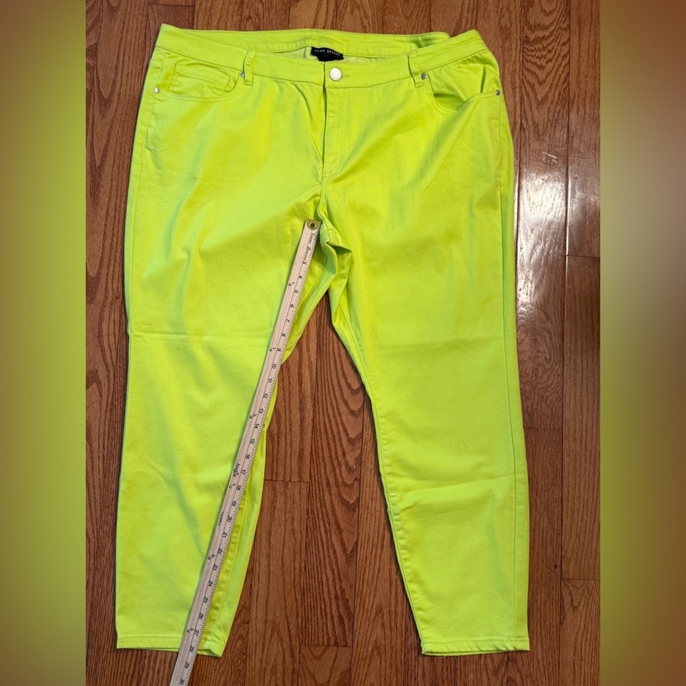 Lane Bryant Size 26 Signature Fit Sateen Skinny Jean Sulpher Spring